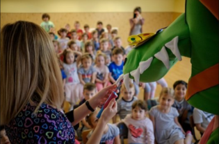 Liber la înscrieri pentru grădinițele din Oradea - Copiii vor primi vizita echipei „Dințișorii veseli”