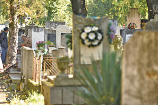 ​De Ziua Morţilor - Programul Cimitirului Municipal
