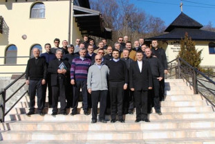 Premieră la nivelul Eparhiei Greco-Catolice de Oradea - Cursuri de formare pentru preoţi