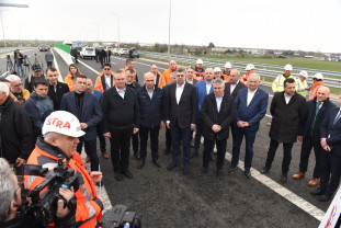 Drumul expres dintre Centură şi Autostrada A3 va fi deschis circulaţiei săptămâna viitoare