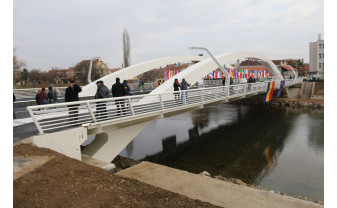Podul Centenarului, unic în România, inaugurat la Oradea - Construcția finanțată din fonduri UE, realizată în doar un an