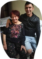 Inițiatorul campaniilor umanitare „Alături de semenii noștri” - Mădălin Carțiș luptă să-și salveze mama