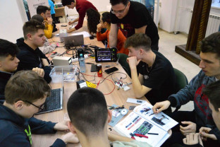 Săptămâna viitoare, la Universitatea din Oradea - Faza locală a Robotics Championship