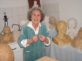 15 ani de la moartea sculptoriţei Elisabeta Tőzsér, născută în Vadu Crişului - Oamenii mor doar atunci cand sunt uitați!