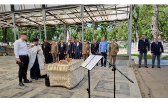 Ceremonial militar religios în Cimitirul Municipal din Oradea - Ziua Veteranilor de Război