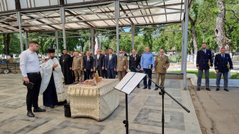 Ceremonial militar religios în Cimitirul Municipal din Oradea - Ziua Veteranilor de Război