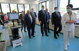 Inaugurare la Spitalul Judeţean Oradea - Primul laborator de analize medicale robotizat