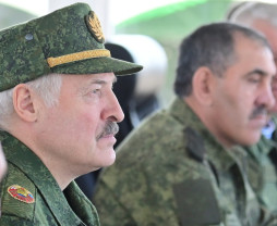 Trupele Belarusului au intrat în Ucraina – Cu câteva minute înainte Lukaşenko a spus că nu se va alătura invaziei!