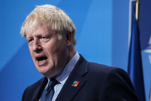 Boris Johnson demisionează, dar vrea să conducă Guvernul interimar - Greu de scos de la butoane