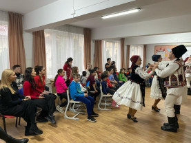 Centrul de Zi - Copiii au sărbătorit Ziua Naţională a României
