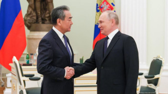 Preşedintele Putin l-a primit la Kremlin pe şeful diplomaţiei chineze - Planul de pace al Chinei