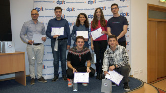 Aplicații IT revoluționare inventate de elevi şi studenţi la Oradea - Premiaţi la Gala Academiei