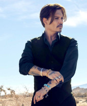 Cel mai mare acord financiar din lumea „aromelor” masculine  - Parfum cu Johnny Depp