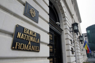 BNR: datele şi analizele pentru trimestrele III-IV din 2022 - Cvasi-stagnare a economiei