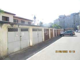 Pentru amenajarea de parcări de domiciliu în Oradea - 112 garaje vor fi desfiinţate