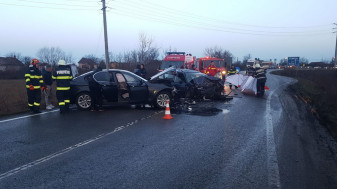 Şoferul vinovat, un bărbat din Craiova, avea permisul suspendat - Accident cu trei victime în Gepiu