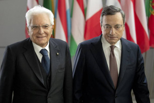Draghi şi-a prezentat demisia şi rămâne premier interimar - Criză politică în Italia