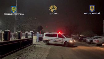 Zeci de descinderi într-un dosar de trafic de migranți - Percheziţii în Bihor