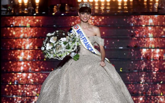 Miss Franța este contestată din cauza părului scurt și a siluetei androgine - Un val de critici
