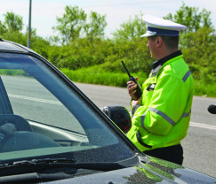 Mii de şoferi testaţi pentru droguri sau alcool - Razii pe şosele