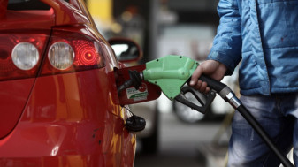 Guvernul suspendă compensarea preţului carburanţilor