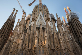 La celebra catedrală din Barcelona se inaugurează o structură de 138 de metri - Turnul Fecioarei Maria