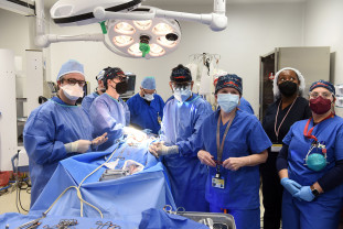 O premieră medicală mondială realizată de chirurgii americani - Inimă de porc transplantată unui bărbat
