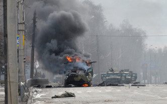 Lupte grele în jurul Kievului - Oraşele din împrejurimi sunt devastate