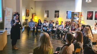 Workshop literar și artistic la Oradea - „Hai la Horă!”