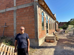 Comunitatea baptistă maghiară din Beiuș: Bserică nouă, la aniversarea a 120 de la înființare
