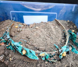 Artefacte arheologice din categoria Tezaur, descoperite la Mangalia - Cavoul cu bogății