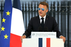 Franța și Europa, pregătite să apere „libertatea și dreptul cu prețul sângelui” - Macron, discurs mobilizator
