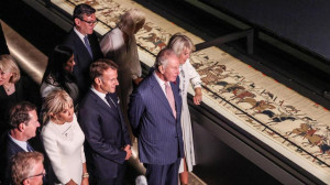 Expoziția dedicată Tapiseriei de la Bayeux, la Muzeul Britanic din Londra - Regele Charles citează din Shakespeare