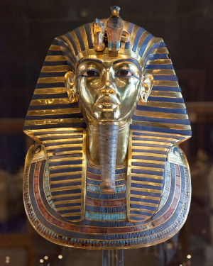 Noi scanări susțin ipoteza existenței cel puțin a unei camere ascunse - Mister în mormântul lui Tutankhamon