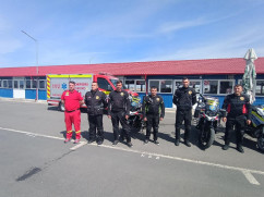 Zece paramedici bihoreni intervin pe două motociclete la urgențe din Oradea și zona limitrofă - Salvatori pe două roți