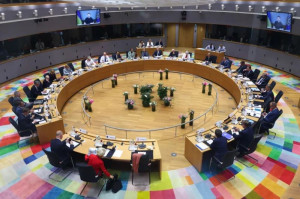 Ucraina ar trebui să aibă libertatea de a-și decide viitorul, declară liderii statelor UE - Ungaria face excepție